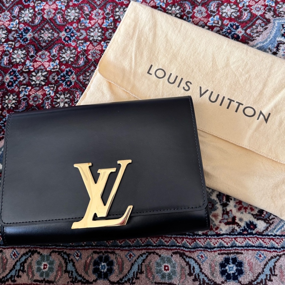 Louis Vuitton Crossbody Leather Handbag